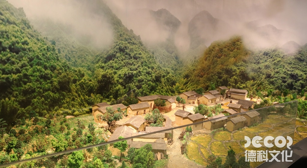 綜合性博物館設(shè)計一般分為哪些部門或展區(qū)？